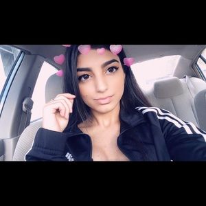 Meet your Posher, Nina